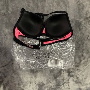 PINK by Victoria’s Secret black bikini top